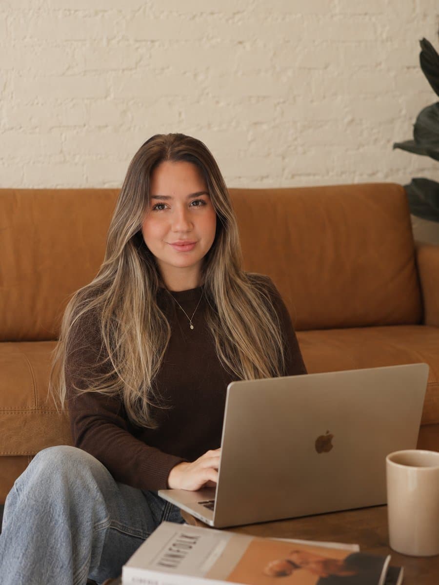 Laura Camponogara, Estrategista de Conteúdo